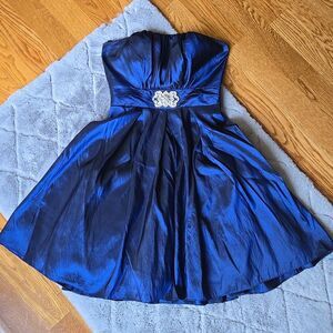 Cinderella Design Blue Strapless Formal Dress, Junior Women's Large